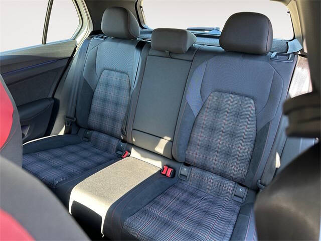 2023 Volkswagen Golf GTI SE