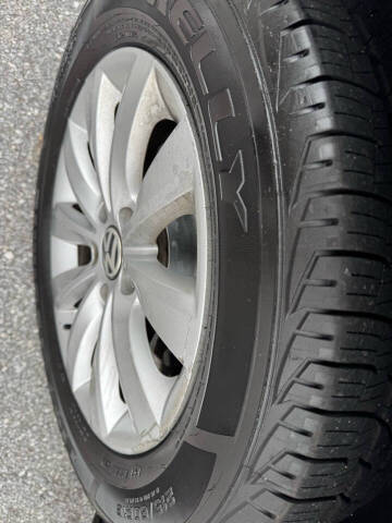 2014 Volkswagen Beetle 2.5L Entry PZEV