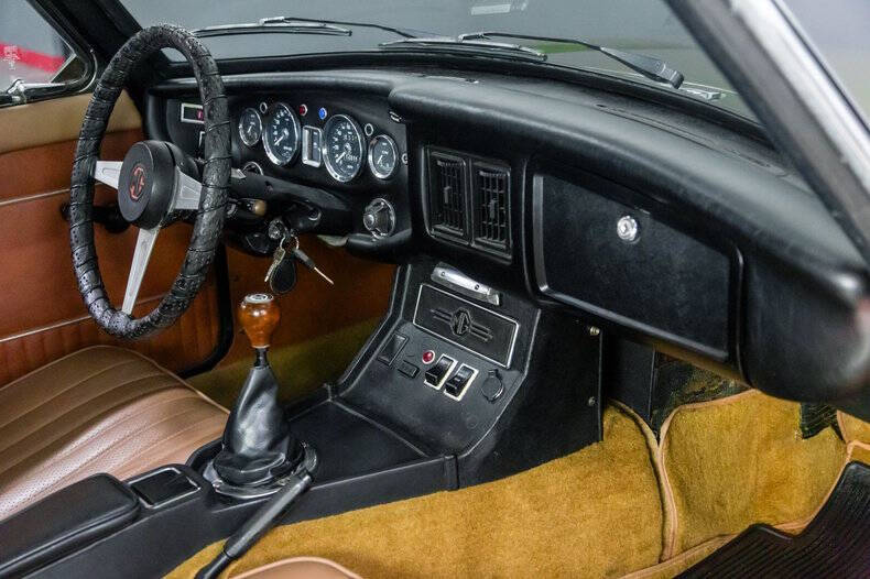1974 MG B