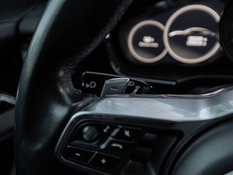 2017 Porsche Panamera 4