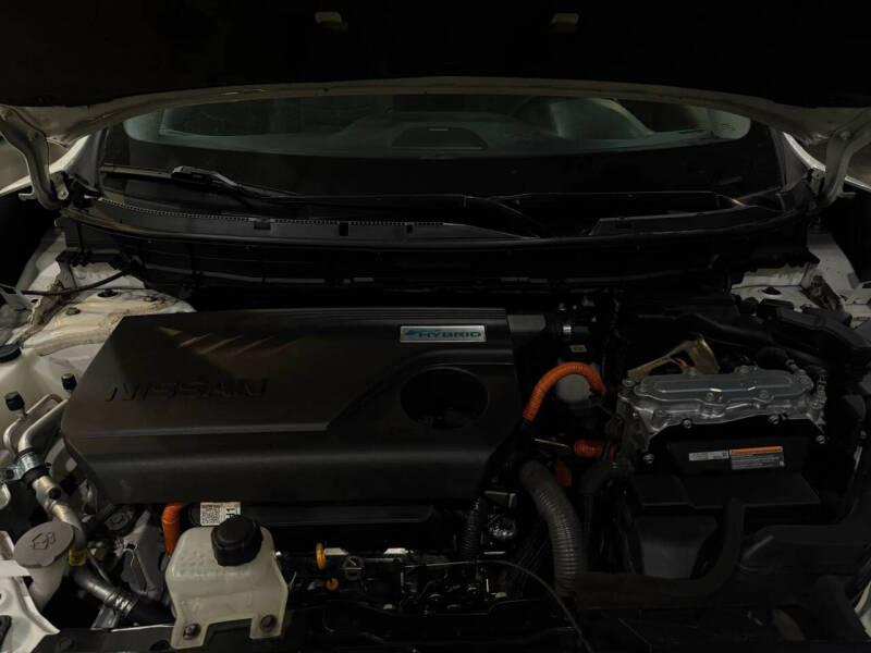 2017 Nissan Rogue Hybrid