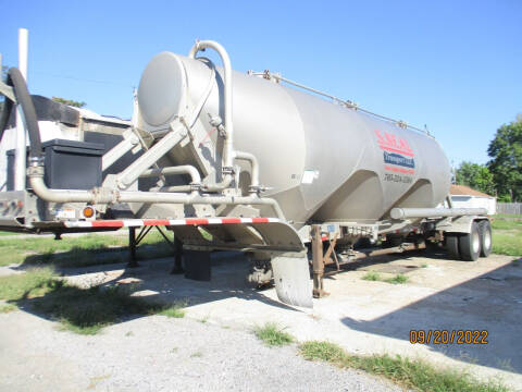 2011 Heil Dry Bulk Tank Trailer for sale at ROAD READY SALES INC in Richmond IN