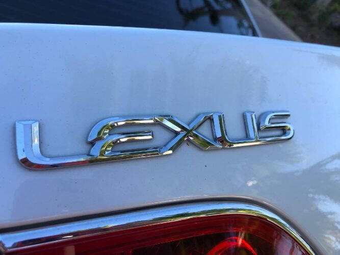 2005 Lexus ES 330