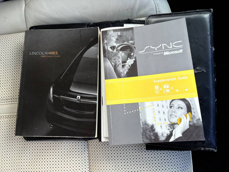 2009 Lincoln MKS