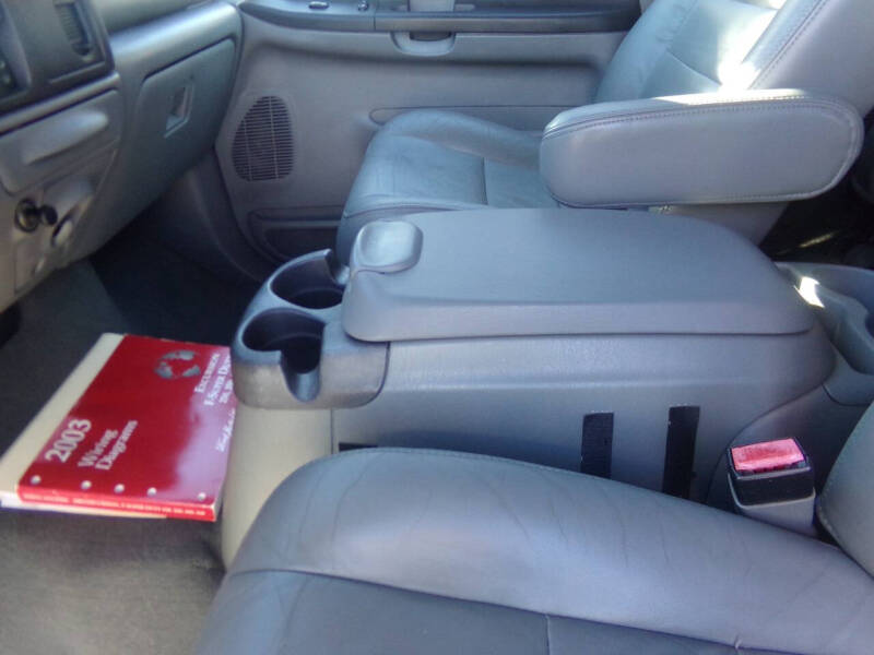 2003 Ford Excursion XLT