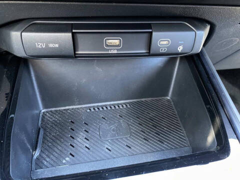 2025 Kia Niro Plug-In Hybrid EX