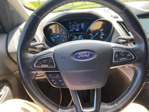 2019 Ford Escape SEL