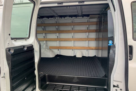 2024 Chevrolet Express 2500