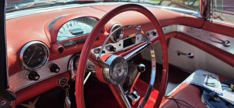 1956 Ford Thunderbird