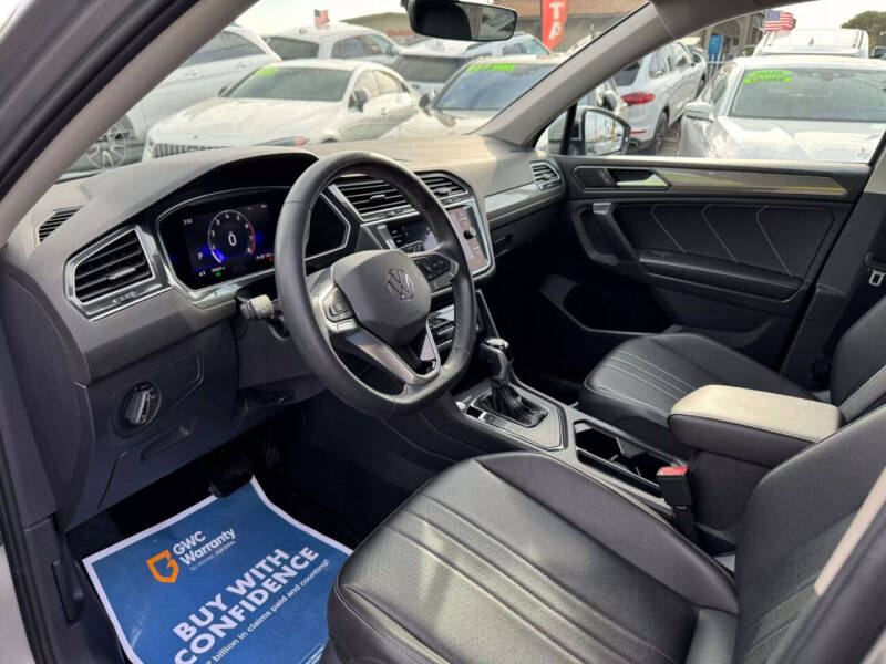 2022 Volkswagen Tiguan SE