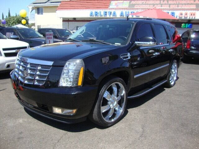 2008 Cadillac Escalade for sale at ARLETA AUTO CENTER in Arleta CA