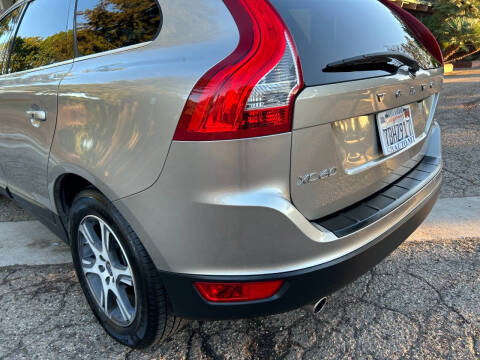 2013 Volvo XC60 T6 Premier Plus