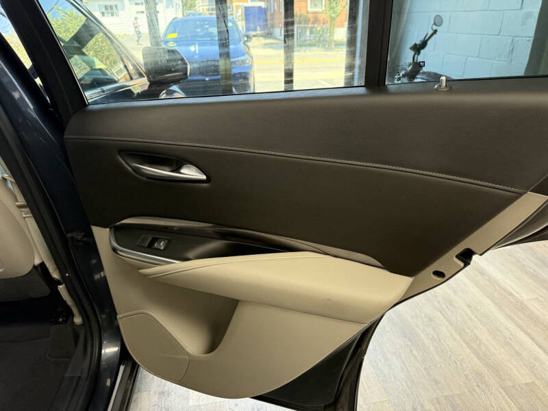 2021 Cadillac XT4 Luxury