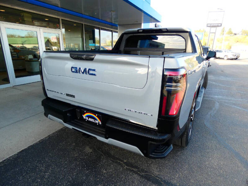 2025 GMC Sierra EV Denali