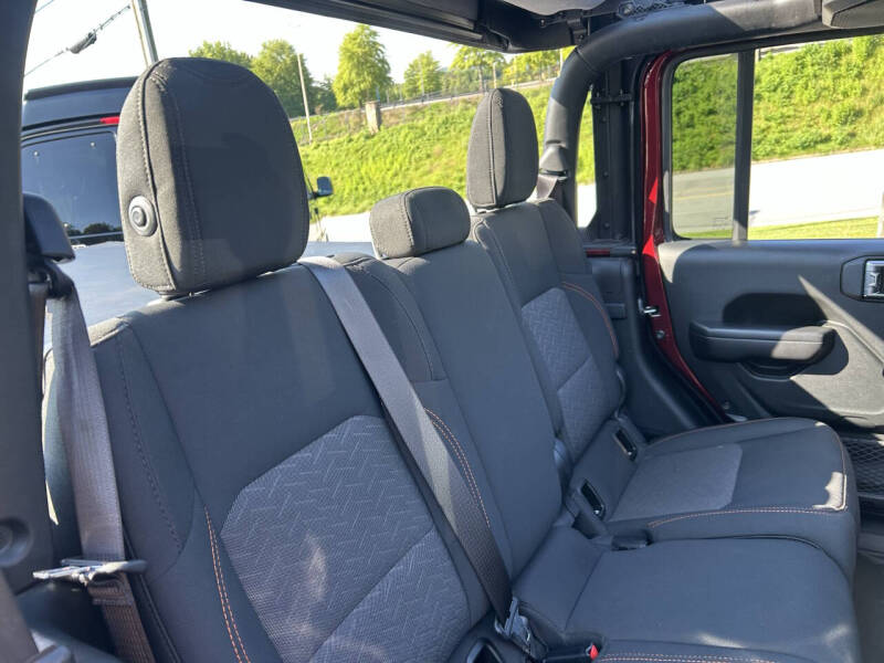 2021 Jeep Gladiator Mojave