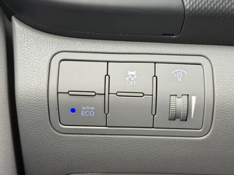 2014 Hyundai Accent SE