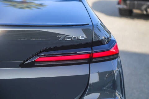 2025 BMW 7 Series 750e xDrive