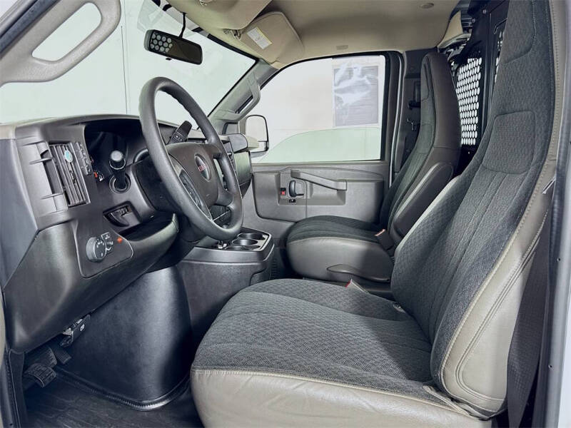 2020 GMC Savana 2500