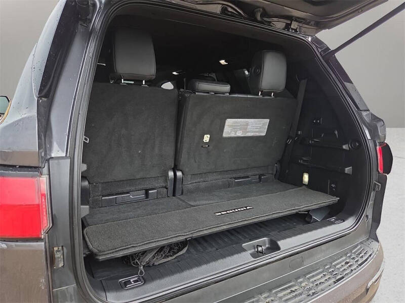 2023 Toyota Sequoia SR5