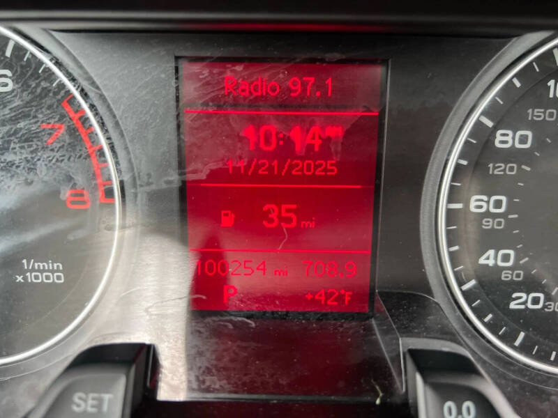 2010 Audi A4 2.0T quattro Premium