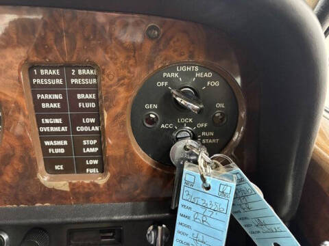 1977 Rolls-Royce Silver Shadow