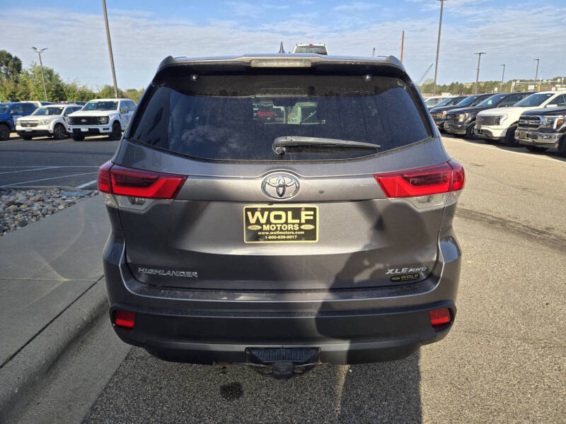 2018 Toyota Highlander SE