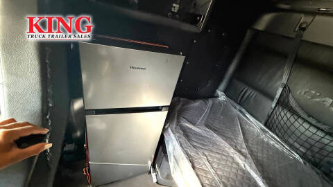 2024 Freightliner Cascadia