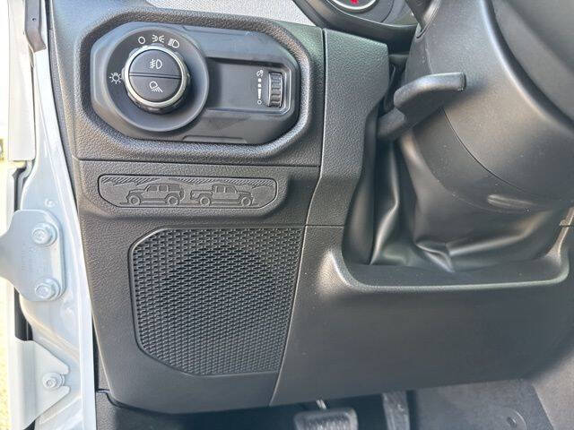 2025 Jeep Gladiator NightHawk