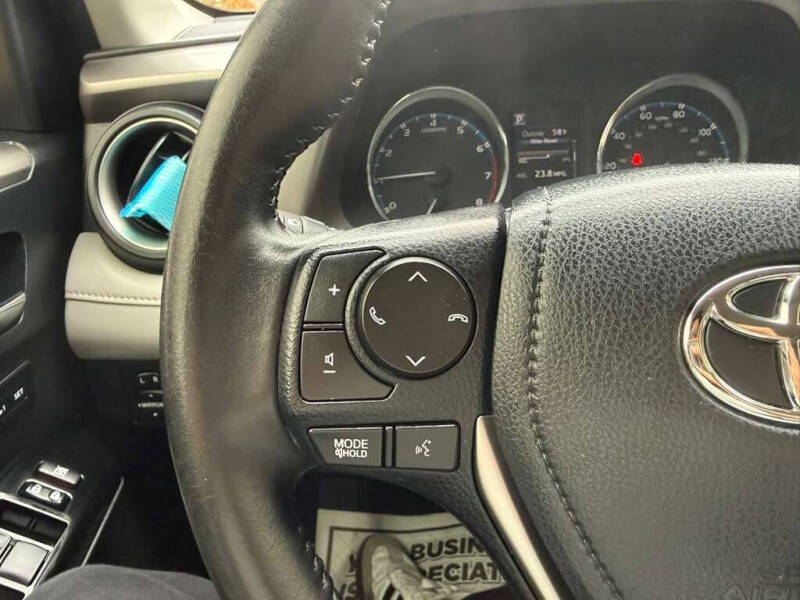 2017 Toyota RAV4 Limited