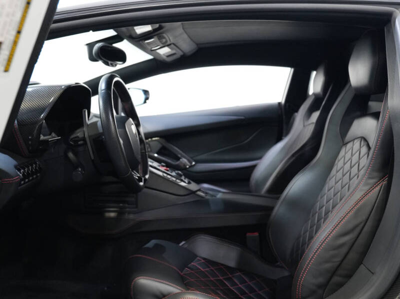 2018 Lamborghini Aventador LP 740-4 S