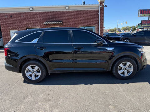 2022 Kia Sorento LX