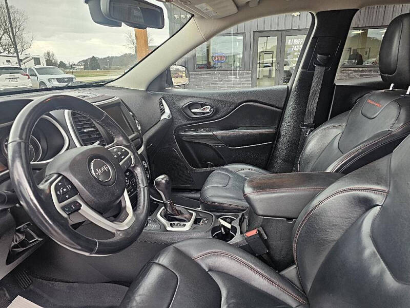 2016 Jeep Cherokee Trailhawk