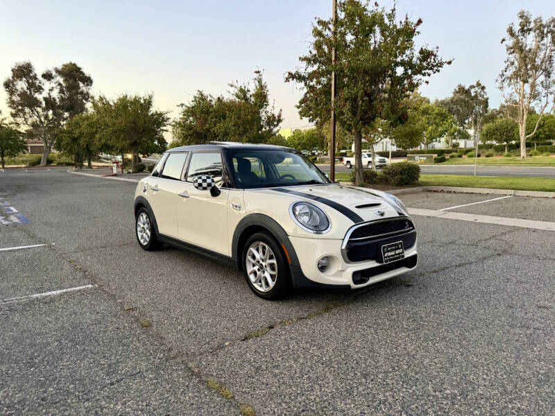 2015 MINI Hardtop 4 Door Cooper S