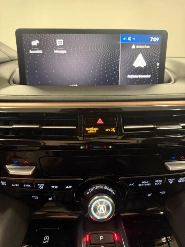 2022 Acura MDX w/Tech