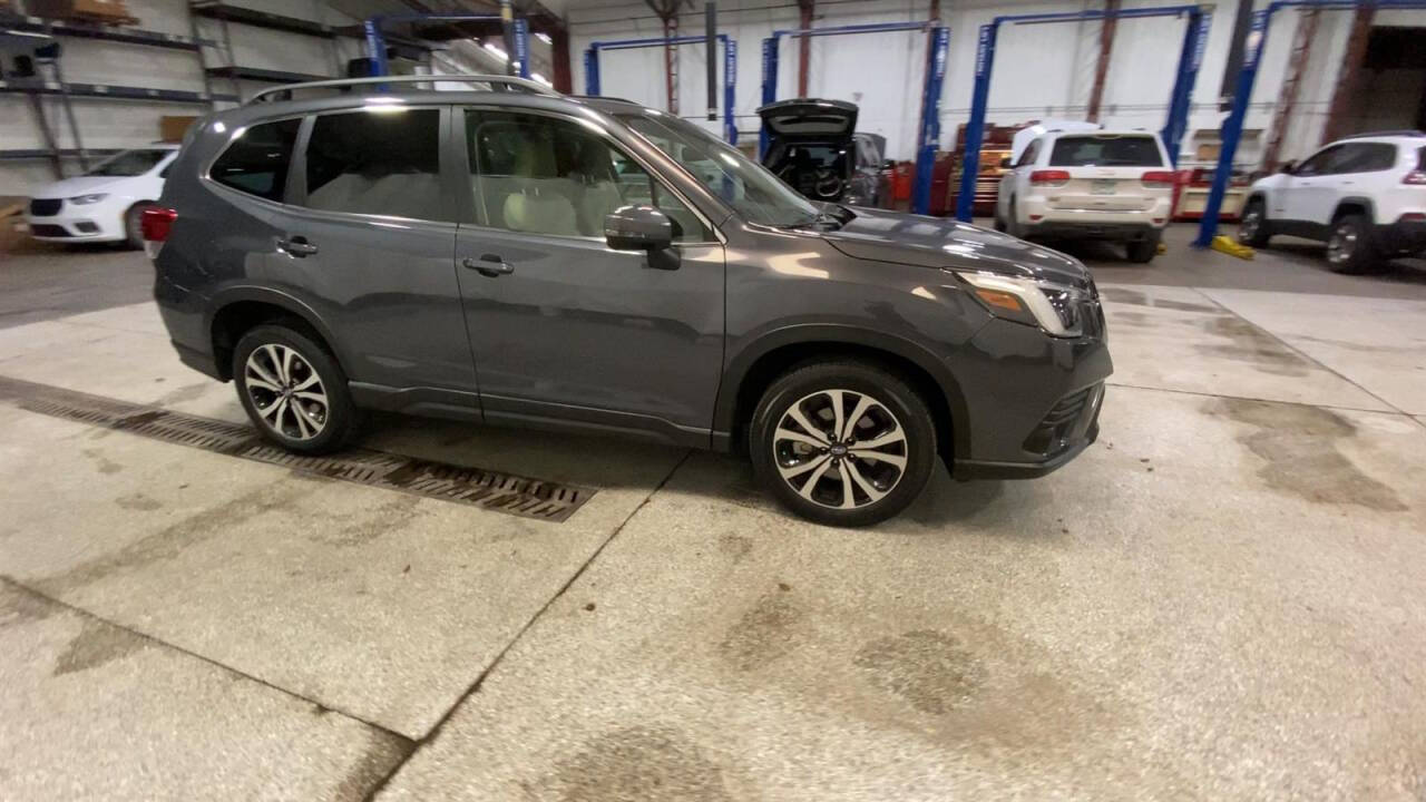 2023 Subaru Forester for sale at Victoria Auto Sales in Victoria, MN