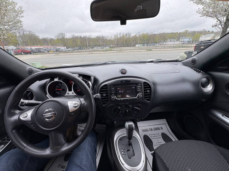 2015 Nissan JUKE S