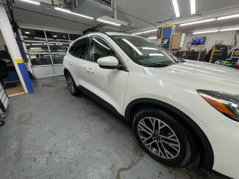 2020 Ford Escape SEL