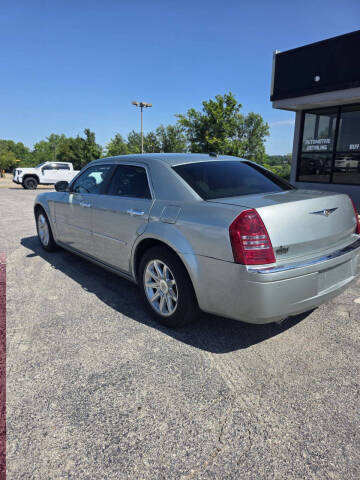 2005 Chrysler 300 C