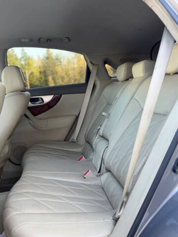 2011 Infiniti FX35