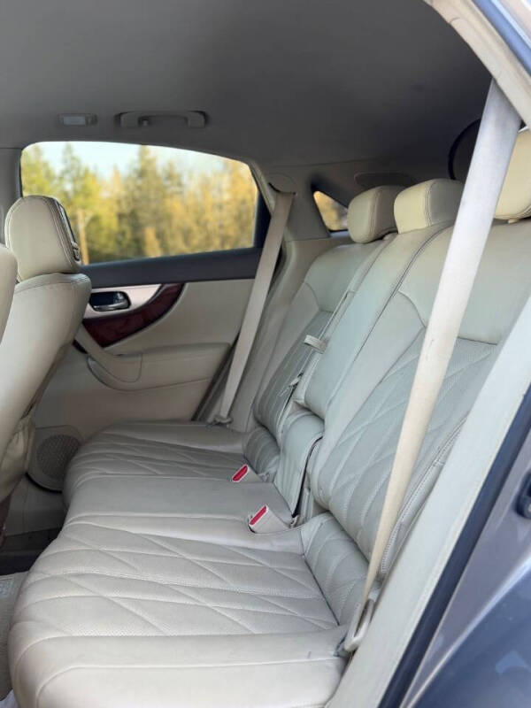2011 Infiniti FX35