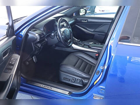 2019 Lexus IS 300
