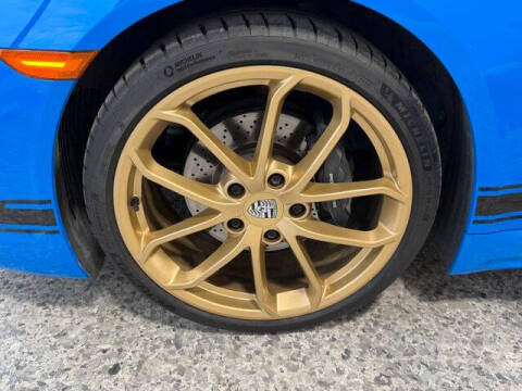 2024 Porsche 718 Cayman Style Edition