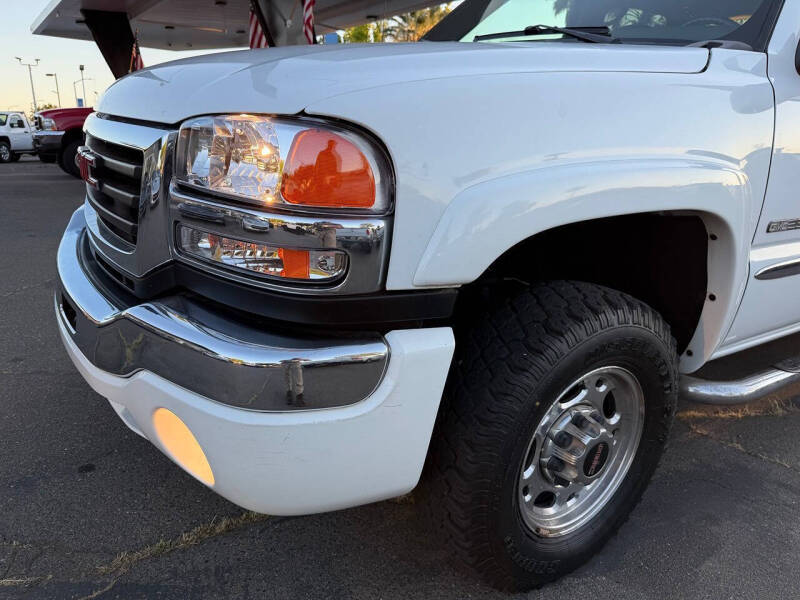 2004 GMC Sierra 2500HD SLE