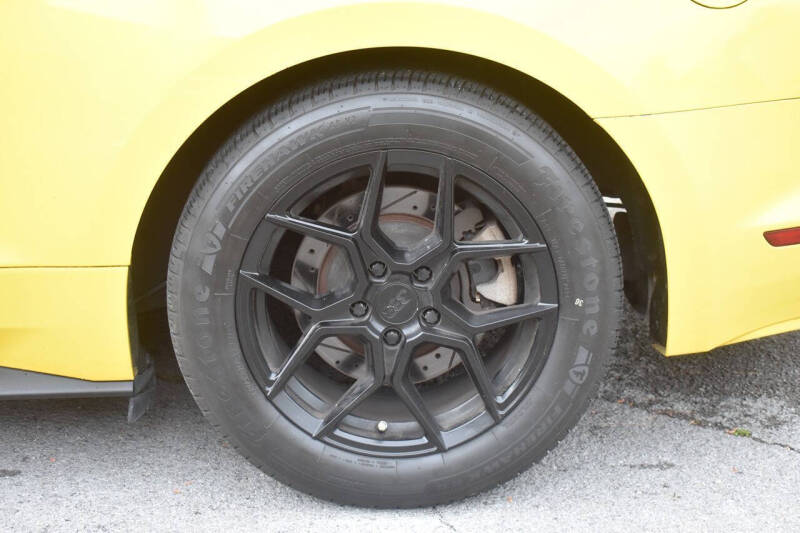 2015 Ford Mustang V6