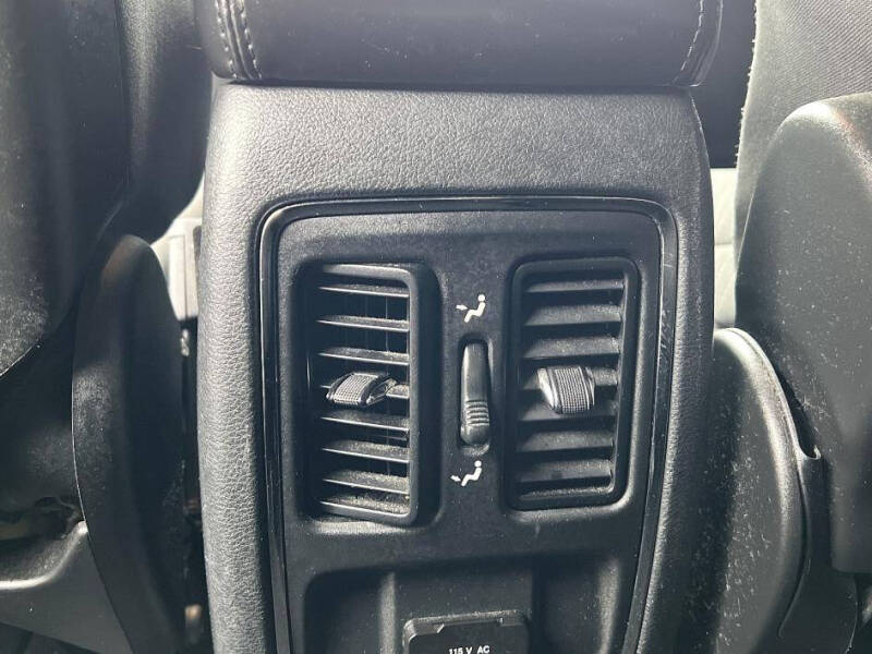 2019 Jeep Grand Cherokee Laredo E