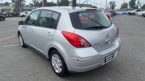 2010 Nissan Versa 1.8 S