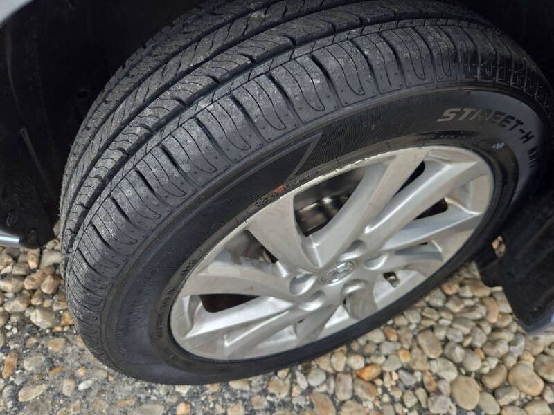 2012 Mazda MAZDA5 Sport