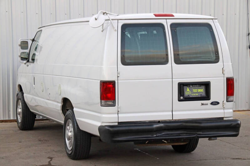 2010 Ford E-Series E-350 SD