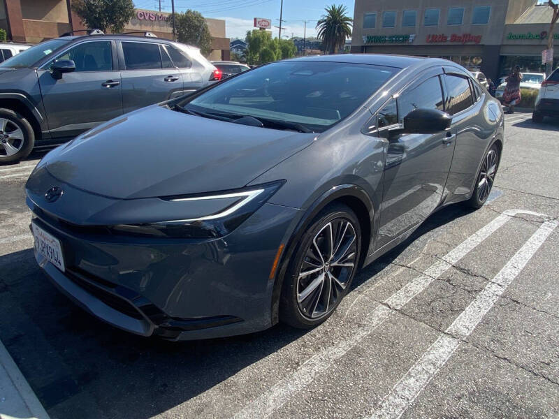 2024 Toyota Prius XLE