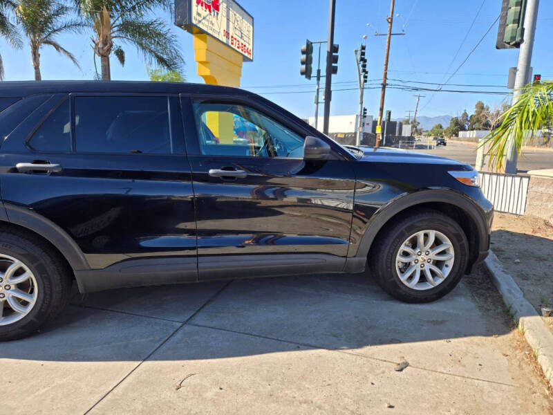 2020 Ford Explorer Base